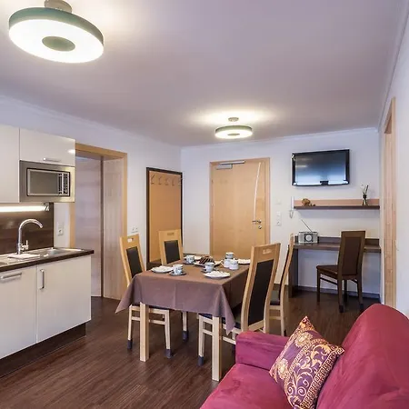 Mozart Apartman Mayrhofen